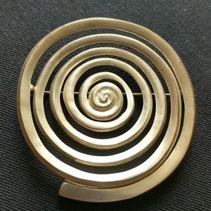 Brooch / Pin